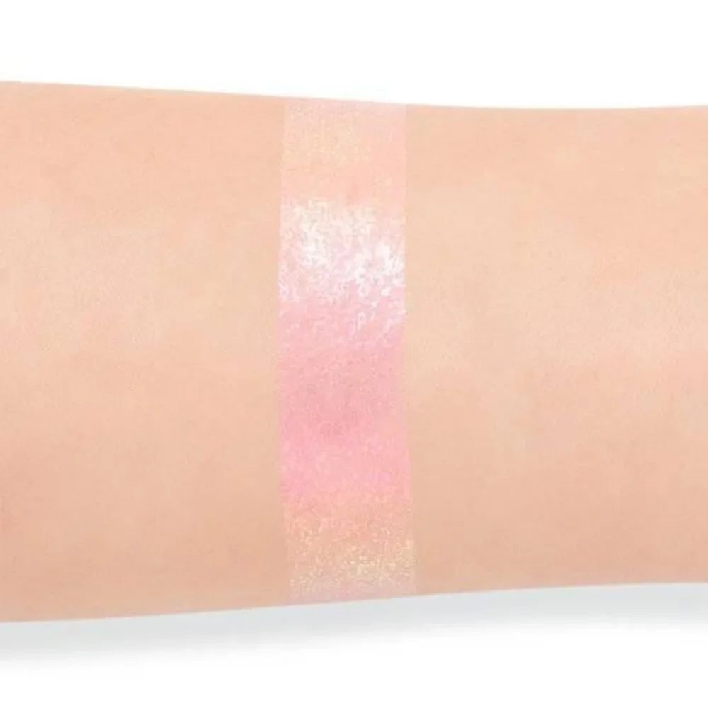 Danessa Myricks Infinite Chrome Flakes in Starburst